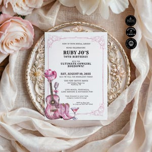 Modelo de convite para 70º aniversário da Hoedown, Cowgirl Ocidental, Coquetéis para festa dançante, Convite para mulheres, Canva 5x7", para impressão, BD116
