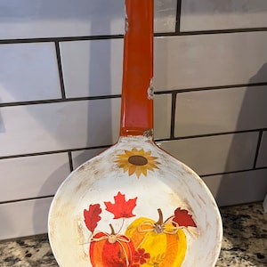 Fall/Autumn Decorative Vintage Copco Cast Iron Skillet/Pan, Orange/Pumpkins/Leaves