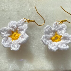 Handmade Daisy Crochet Earrings