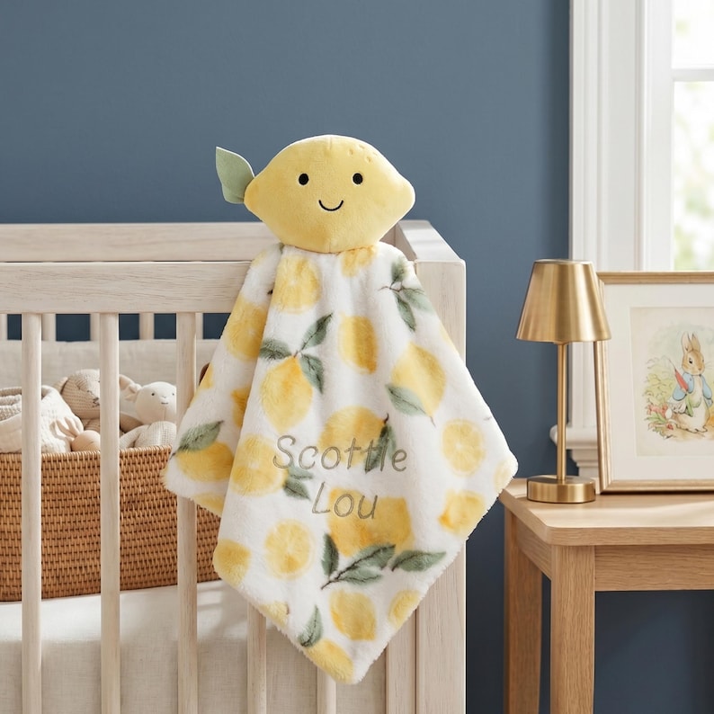 Idea regalo per bambina Lemon, coperta personalizzata, giocattolo di sicurezza, peluche Minky, morbido e confortevole, con nome personalizzato ricamato, regalo per baby shower estivo immagine 9