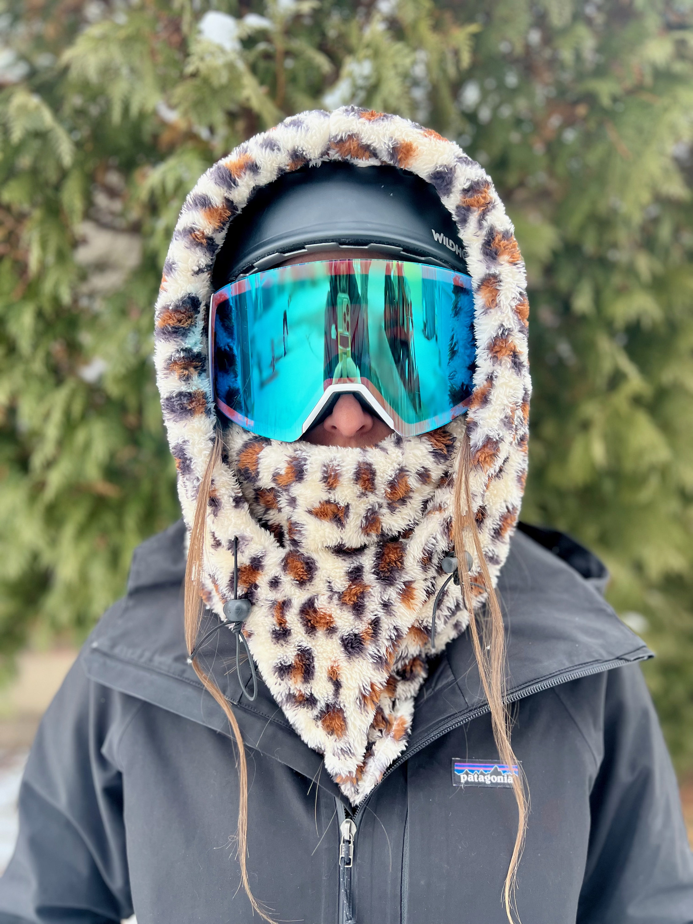 Capuche de ski léopard pouvant s'adapter au casque, à la cagoule et au tour  de cou. Cagoule de casque -  France