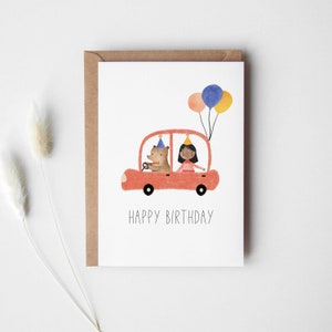 Carte voiture d’anniversaire avec ballons colorés
