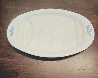 Plato para carne vintage de Corningware – Bandeja de servir azul aciano estilo moderno de mediados de siglo