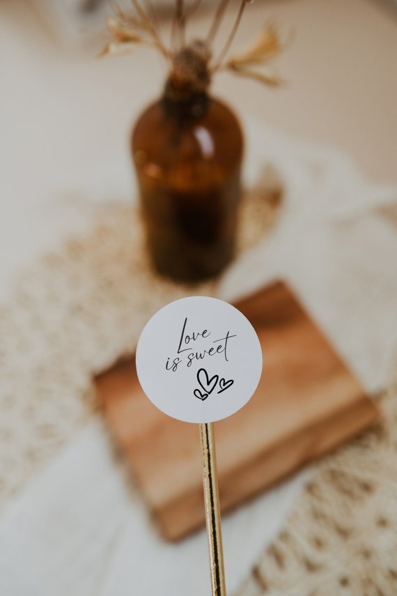 100 Etichette Personalizzate 'Love Is Sweet' Per Bomboniere E Regali - Darling Souvenir - 2