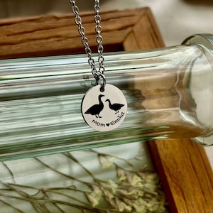 Spersonalizowany naszyjnik z imieniem Mama Kaczka z Kaczką Dzieciątkiem - Prezent dla Nowej Mamy - Spersonalizowany naszyjnik na Baby Shower w kolorze złotym, srebrnym lub różowego złota