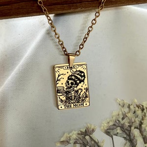 Gepersonaliseerde The Skeleton Mom Tarotkaartketting - Mum Life-ketting - 18K GOUD verguld goud, zilver en roségoud - WATERDICHT