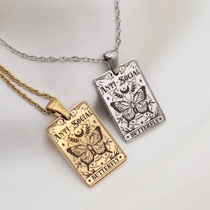 Collier antisocial personnalisé de carte de tarot papillon - Acier inoxydable plaqué or 18 carats en or, argent et or rose - ÉTANCHE