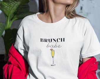 Brunch Babe T-Shirt: Mimosa Design, Girls Weekend Tee