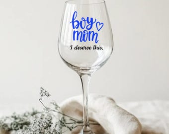 Mamma vinglas för pojkmammor, roligt vinglas, mamma vinglas, mors dag-present, mors dag-vinglas, julklapp till mammas födelsedag
