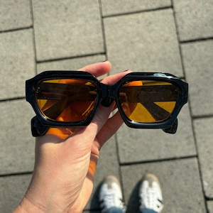 Oversized Square Sunglasses | 70s retro vintage touch | Classic glasses for men & women | Orange glasses