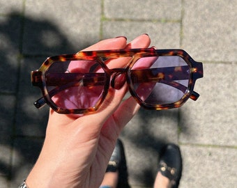 Fancy Retro Aviator Sunglasses | Glasses with colorful lenses | Trend glasses for men & women | Blue/Purple lenses