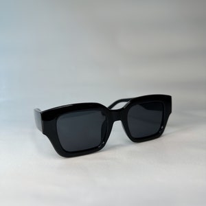 Oversized Statement Sunglasses Statement Must Have Sunglasses Classic glasses for men & women Black and leopard image 7