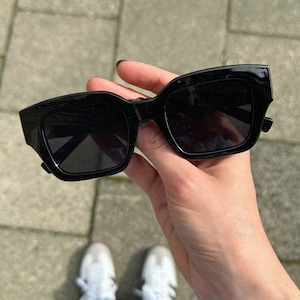 Oversized Statement Sunglasses Statement Must Have Sunglasses Classic glasses for men & women Black and leopard image 1