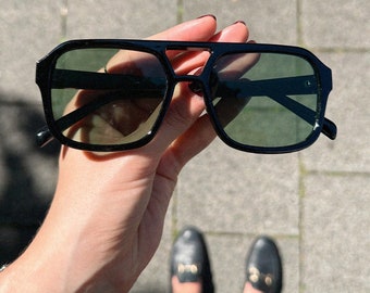 Klassische Retro Aviator Sonnenbrille | Brille mit Getönten Gäsern | Trend Brille für Männer & Frauen | Olive Grüne Gläser