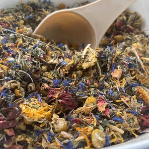 Hamster Forage, Herbs | Small Animal Foraging Mix | All-In-One Flower/Leaf/Root Organic Forage Mix
