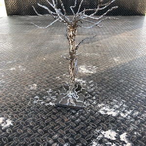 Welded tree; welded art; Sculpture; abstract art