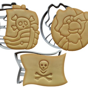 Pirates Cookie Cutter Set of 3: Pirate Flag, Pirate Ship, Parrot | Jolly Roger skull cookies kids birthday party nautical Halloween Theme