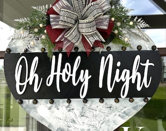 Ozdoba świąteczna na drzwi "Oh Holy Night". Czarno-biała z czerwonymi i srebrnymi akcentami. Lub postarzana biel z kremowym i różowo-złotym.