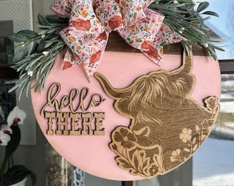 Wieszak na drzwi z krową wyżynną 14"