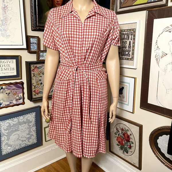 80s Vintage Sears White and Red Plaid Short Sleeve House Dress with Pockets 3X
