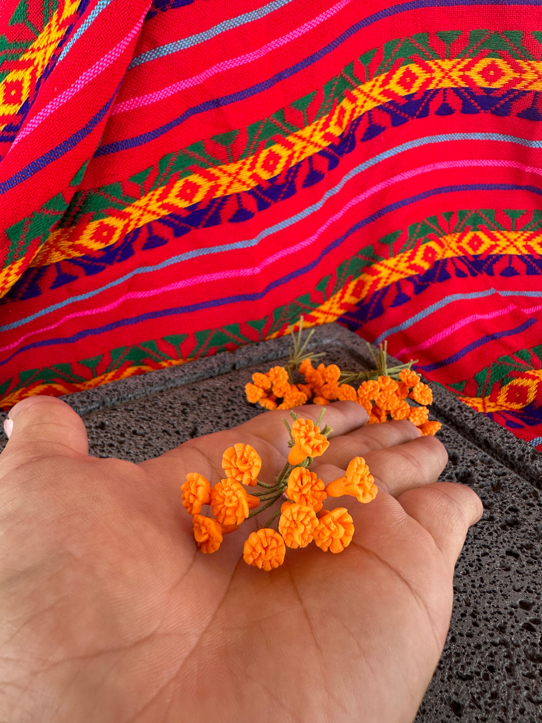 Mini Flor De Dia De Muerto Mini Marigold Mini Cempasuchil Bouquet - Etsy