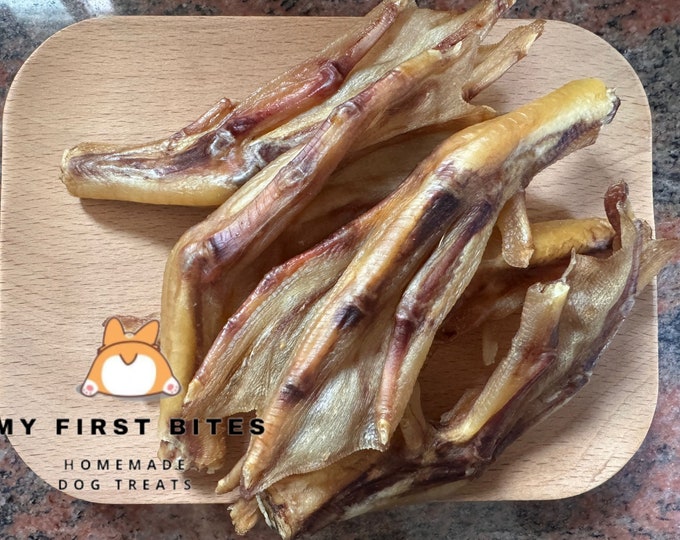 Dehydrated Duck Feet (No Claws) homemade healthy dog treats, single ingredient, no additives, no toppers, 8 pcs per bag