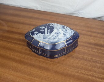 Gran caja de caramelos Marcel Chaufriasse Porcelana de Limoges Estilo neoclásico Decoración mitológica
