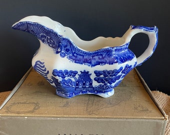 Allertons Ltd. Willow Ware Blue Willow gravy boat - Free Shipping