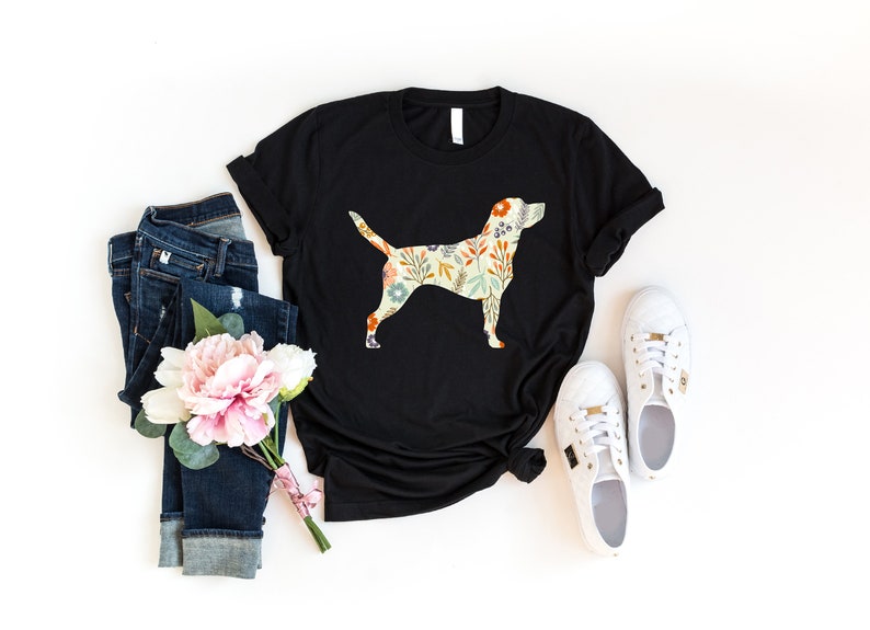 Labrador Shirt, Labrador Lover Shirt, Labrador Mom Shirt, Labrador Owner Shirt, Funny Dog Lovers Shirt, Floral Dog Mom Tshirt, Black Lab Tee imagem 4