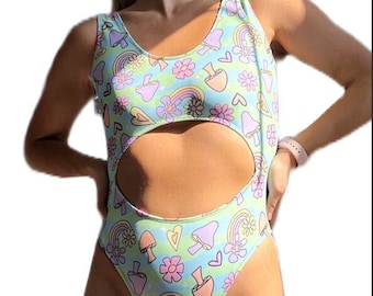 Raveoutfit, Raving Clothing, Trippy, Groovy, Retro, Mushrooms, Flowers, EDC, Women's Festival Clothing, Womens Rave Clothes, Rave Set