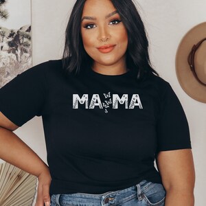 Gift for Mom, Mother&#39;s day gift, Women&#39;s shirt, Mama Shirt, Mother&#39;s Day Shirt, Floral Mama T-Shirt, Flower Gift For Mom, t-shirt for mom