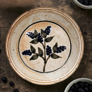 Winthrop Byers Studio Pottery Stoneware Pie Plate Wall Hang Decor or Functional Use Brown Speckle with Blueberry Sprig