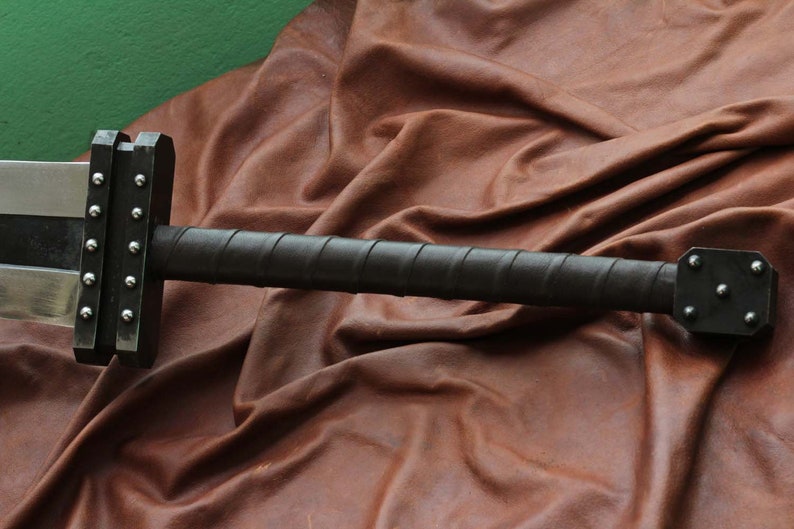 Guts Raider 43inch excalibur, Swordfunctional Sharpened Tactical Knife