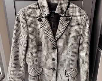 Pink Tartan Small Houndstooth Plaid in Black and White Lambs Wool and Cashmere Size 8 Made in Canada