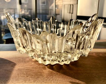 Vintage 1960s Brutalist Design Revontulet Northern Lights Ice Glass Bowl Designed by Tauno Wirkkala for Humppilan Lasi Glass in Finland