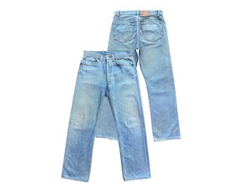 Vintage Levis 901 Jeans W28 L32 / Levis High Waisted Mom Jeans in