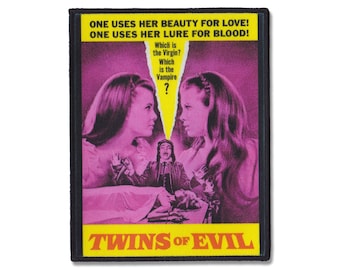 Twins of Evil Patch – Vintage Horrorfilm Aufnäher