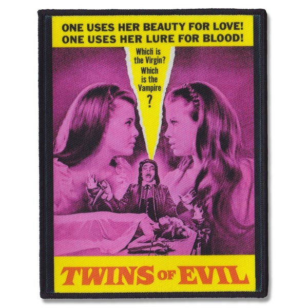 Twins of Evil Patch – Vintage Horrorfilm Aufnäher