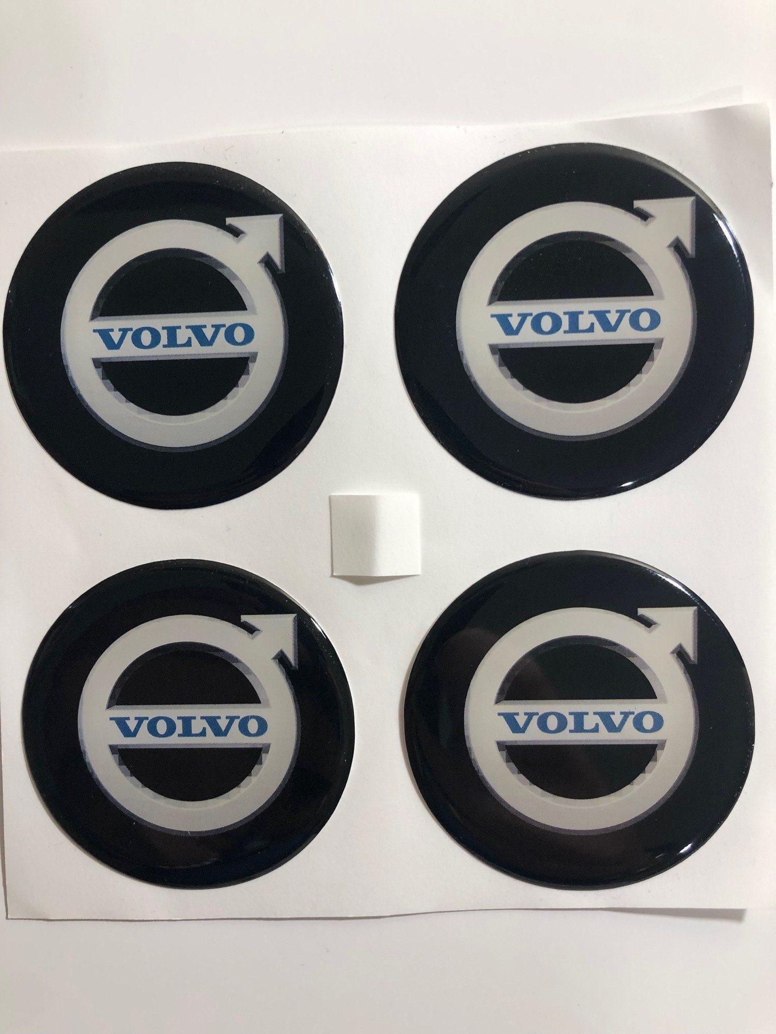 Volvo Sticker inchVolvoinch hub cap black on chrome 60mm Volvo part no  1129026S