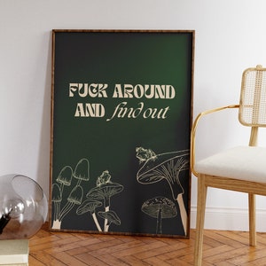 Joder y descubrir la impresión • Arte de pared de setas de rana retro • Impresión de tipografía verde azulado de los años 70 • Cartel estético divertido Cottagecore Arte femenino