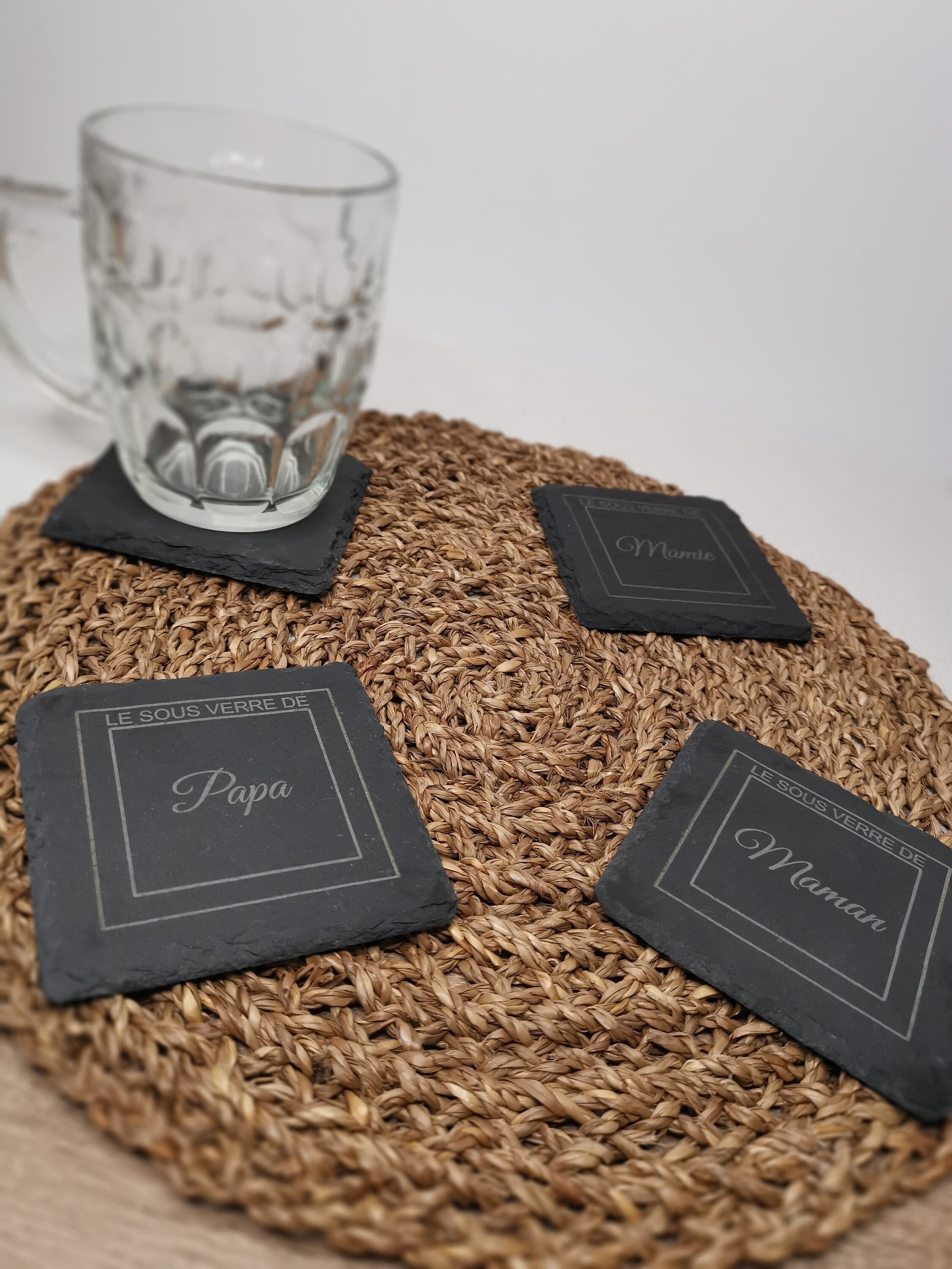 Set De 4 Sous-verres En Ardoise Ronds Gravés édition Limitée Cartes Sur Table