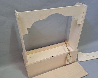 Detachable puppet theatre, handmade by trizancatiteres with plywood,