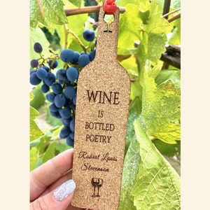 Marcador de corcho con cita sobre vino / Marcador de madera hecho a mano / Regalo para amantes del vino /