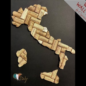 ITALY Wine Cork Map Wall Decor | Handmade Personalized Used Wine Corks Artwork | Wine Bar Decor | Italian Wine Lover Gift | Upcycling