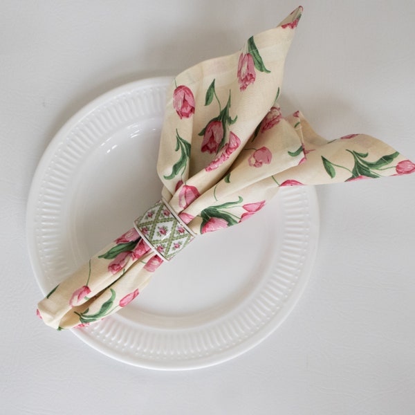 spring napkins easter dinner napkins floral tulips summer dining table set of napkin vintage home gifts for her tablescape kitchen linen