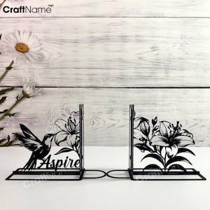 Custom Flower Hummingbird Metal Bookend for Book Nook Decor, Hummingbird Lover Name Metal Book Stand, Unique Book Ends, Book Holder Sign