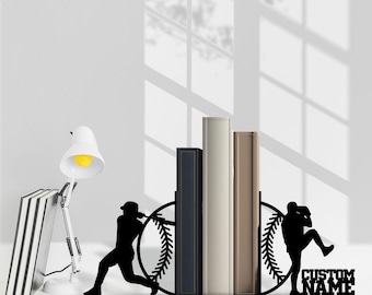 Sujetalibros metálico personalizado con diseño de béisbol para decoración de oficina, sujetalibros personalizado con nombre de béisbol, soporte para libros de metal negro, decoración para rincón de lectura en la oficina.