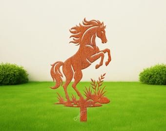 Horse Garden Stake, Metal Yard Art for Horse Farm Outdoor Decoration, Rustic Garden Ornament, Gift for Equestrian Lovers and Horse Owners