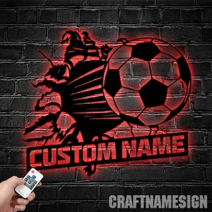Décoration murale personnalisée en métal de ballon de football avec lumière LED, décoration personnalisée de signe de nom de joueur de football pour la chambre, décoration LED en métal de ballon de football en métal
