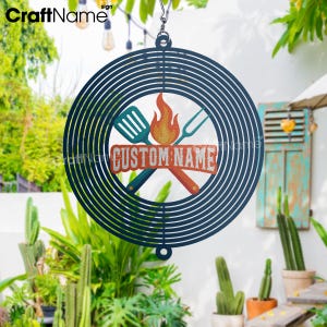 Personalisierte Grill Wind Spinner Metallkunst, Garten Ornamente für Grill Restaurant Outdoor Decor, hängende Wind Spinner Metallschild